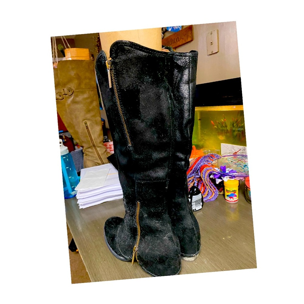 Donald J. Pliner Black Suede Lace-Up Knee Boots